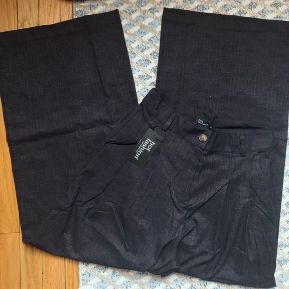 Wide-Leg Pants with Velvet Blend Fabric - Picture 8 of 11